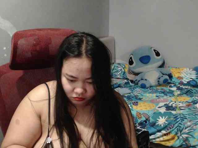 BubbleButtPinay webcam