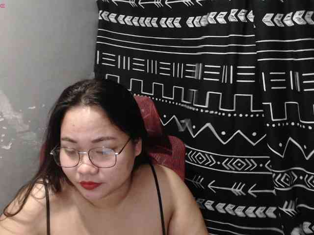 BubbleButtPinay webcam