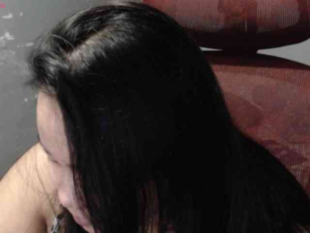 BubbleButtPinay webcam