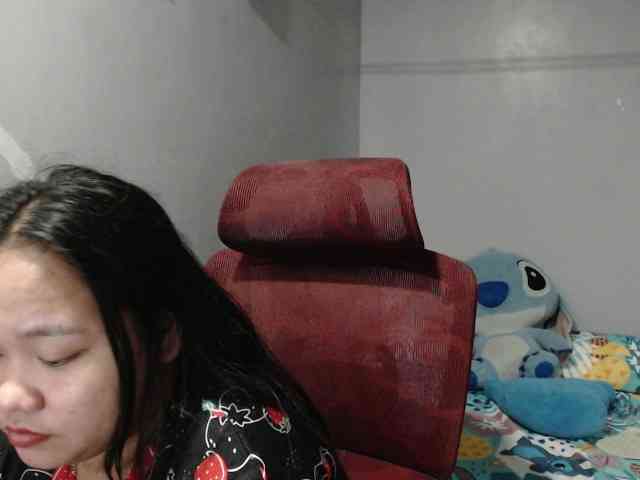 BubbleButtPinay webcam