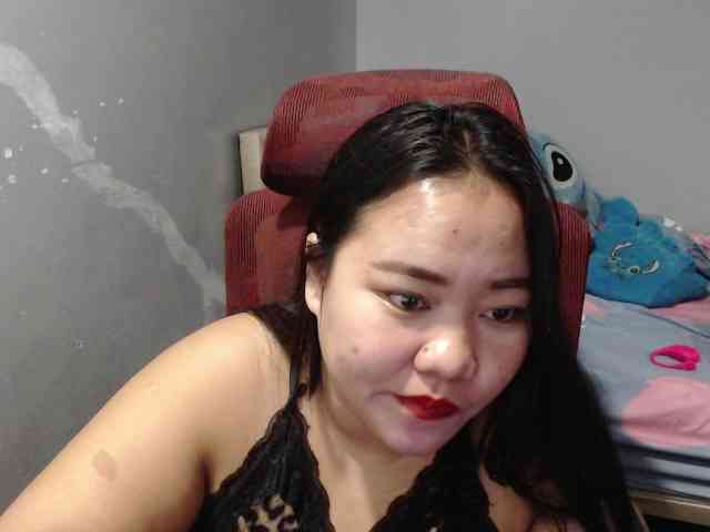 BubbleButtPinay webcam