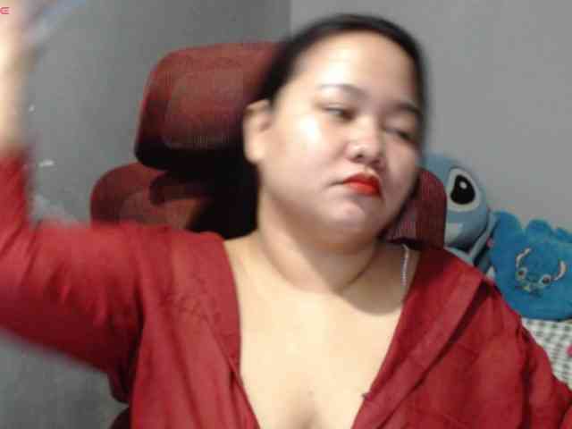 BubbleButtPinay webcam