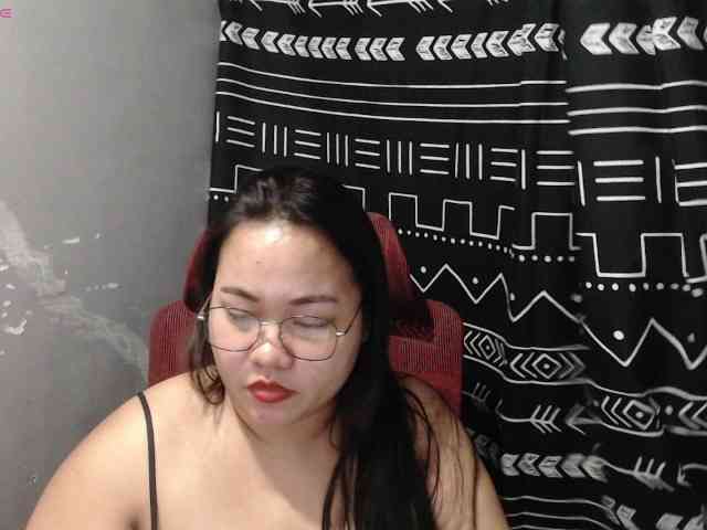 BubbleButtPinay webcam