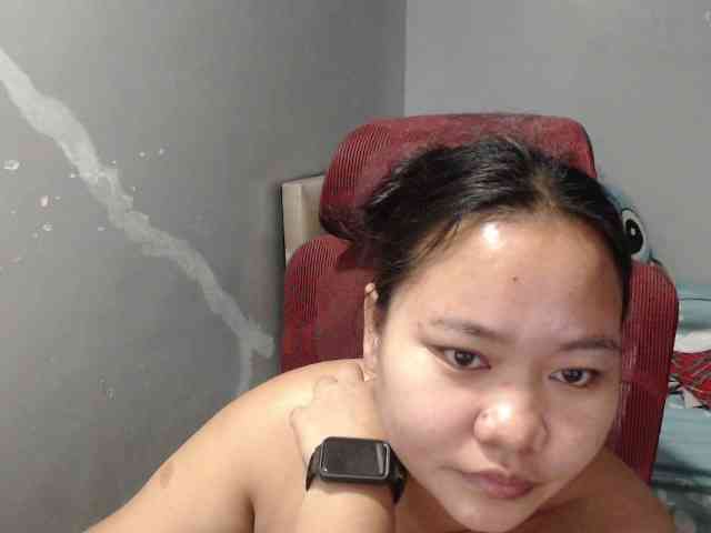 BubbleButtPinay webcam