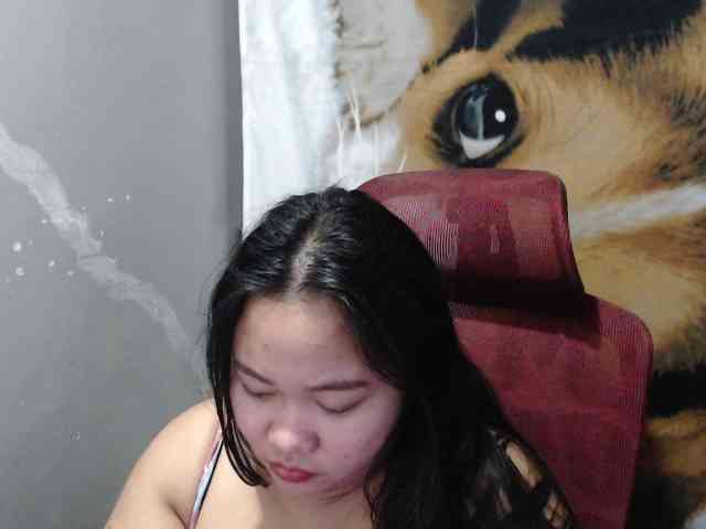 BubbleButtPinay webcam
