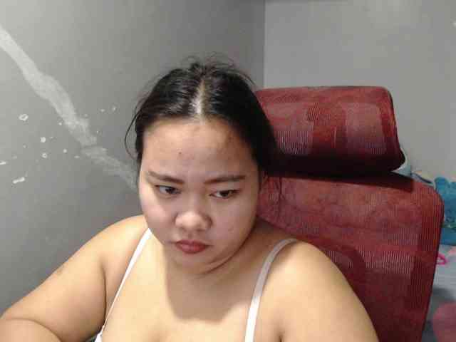 BubbleButtPinay webcam