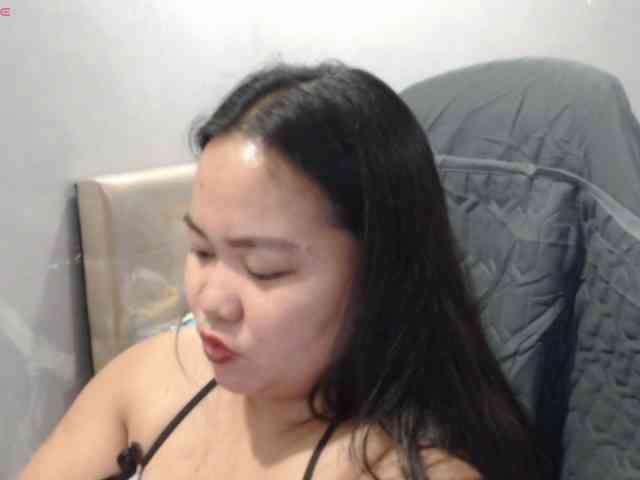 BubbleButtPinay webcam