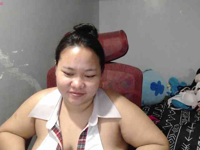 BubbleButtPinay webcam