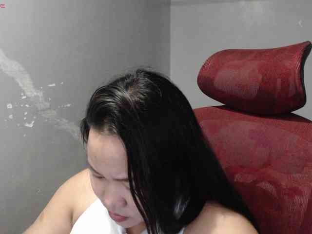 BubbleButtPinay webcam