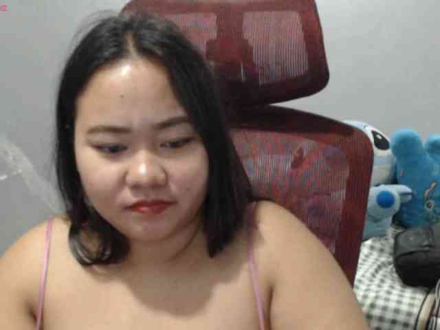 BubbleButtPinay webcam