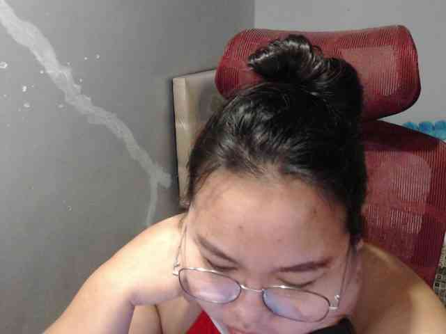 BubbleButtPinay webcam