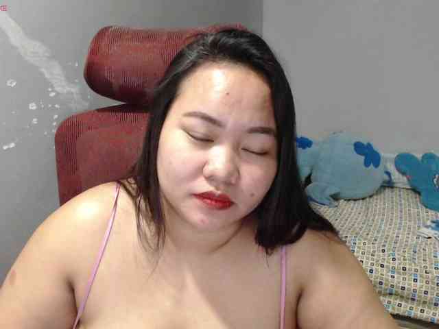 BubbleButtPinay webcam