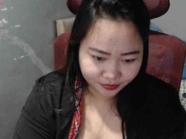 BubbleButtPinay webcam