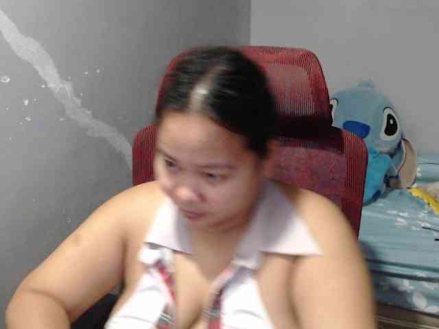 BubbleButtPinay webcam