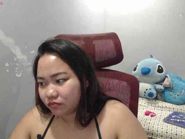 BubbleButtPinay webcam
