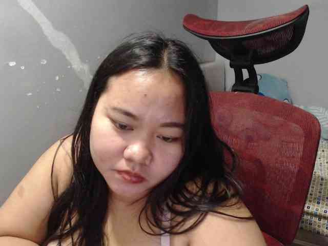 BubbleButtPinay webcam