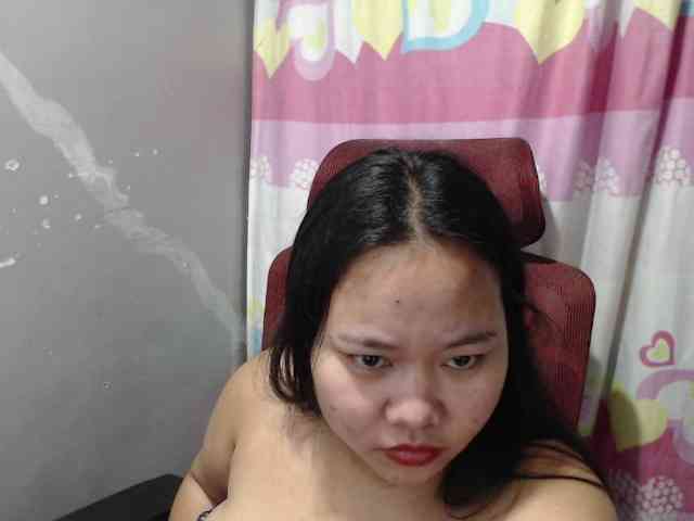 BubbleButtPinay webcam