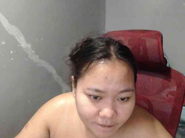 BubbleButtPinay webcam