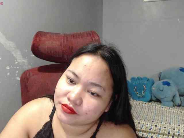 BubbleButtPinay webcam
