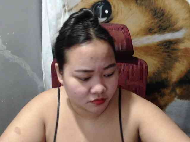 BubbleButtPinay webcam
