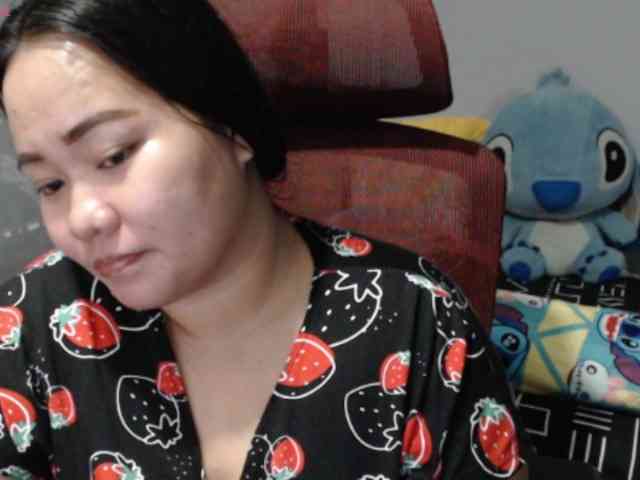 BubbleButtPinay webcam