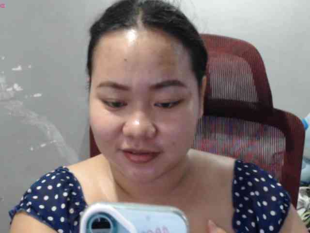 BubbleButtPinay webcam