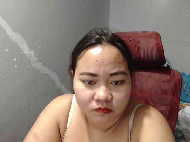 BubbleButtPinay webcam