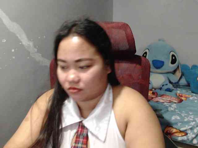 BubbleButtPinay webcam
