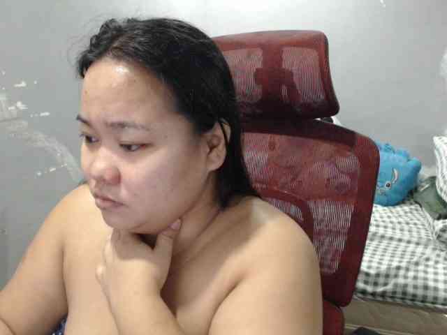 BubbleButtPinay webcam