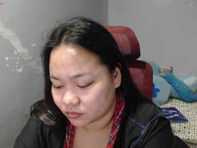 BubbleButtPinay webcam
