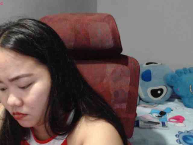 BubbleButtPinay webcam