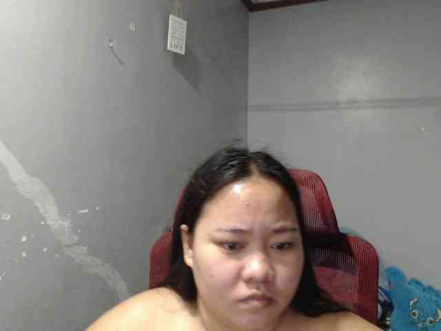 BubbleButtPinay webcam