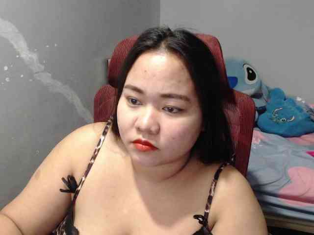 BubbleButtPinay webcam
