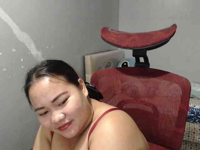 BubbleButtPinay webcam