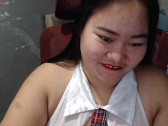 BubbleButtPinay webcam