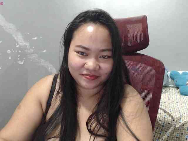 BubbleButtPinay webcam