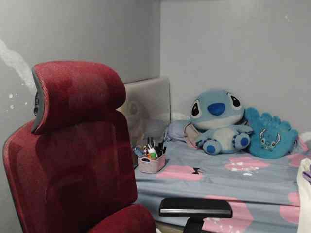BubbleButtPinay webcam