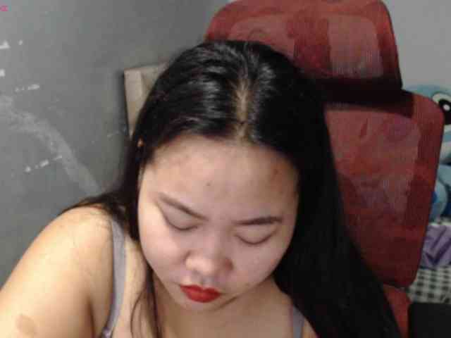BubbleButtPinay webcam