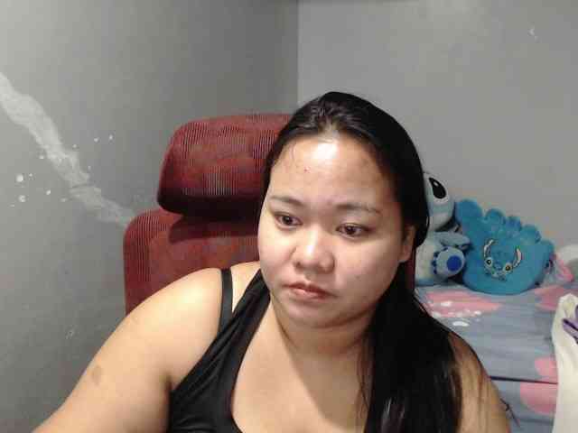 BubbleButtPinay webcam