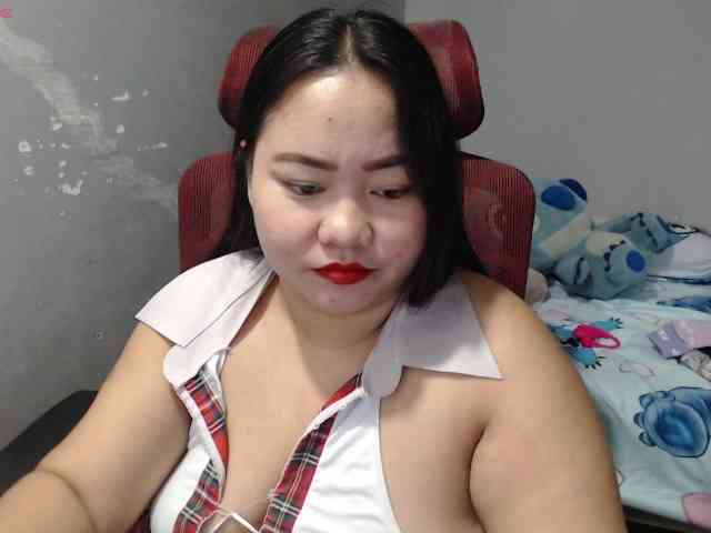 BubbleButtPinay webcam