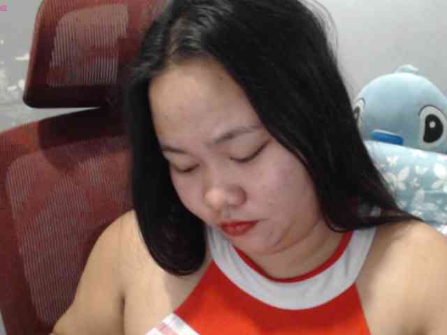 BubbleButtPinay webcam