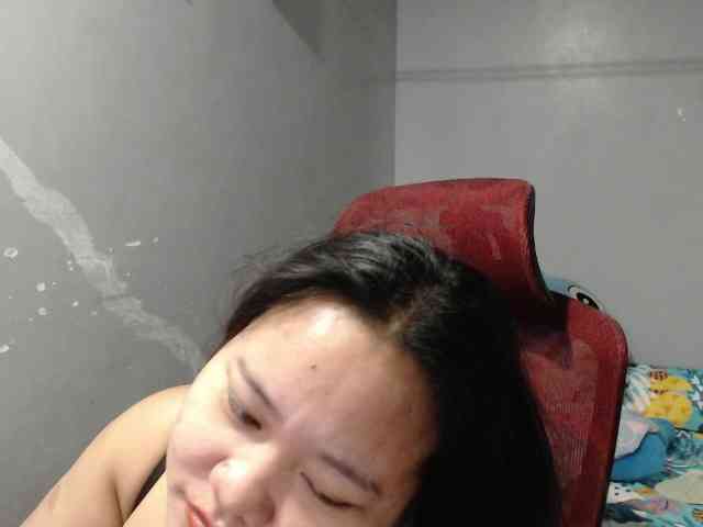 BubbleButtPinay webcam