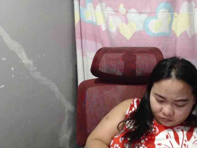 BubbleButtPinay webcam