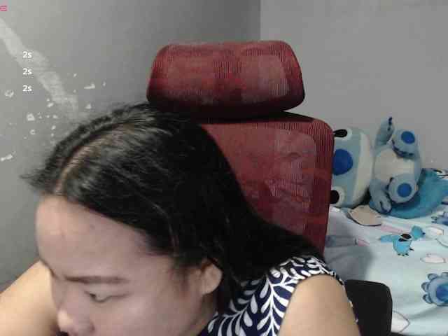 BubbleButtPinay webcam