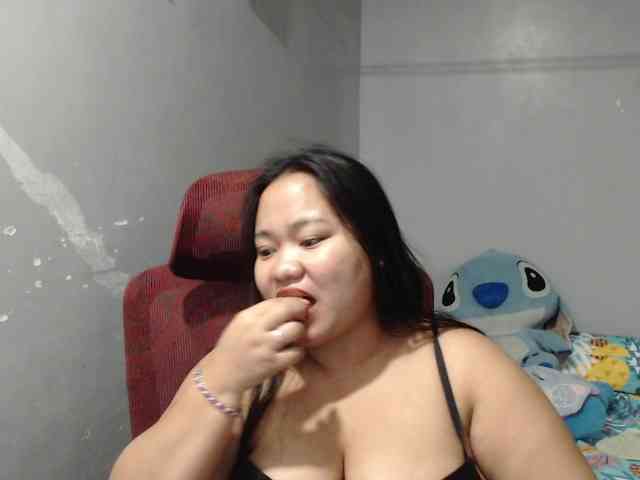 BubbleButtPinay webcam