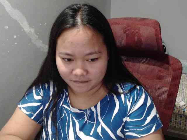 BubbleButtPinay webcam