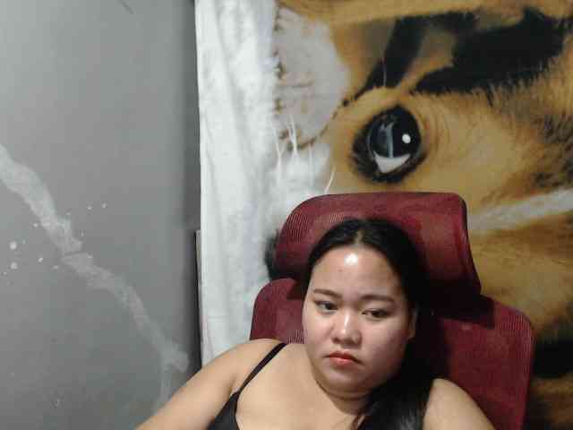 BubbleButtPinay webcam