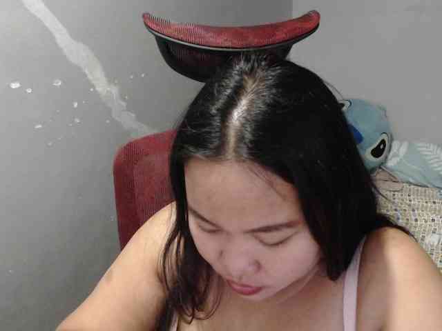 BubbleButtPinay webcam