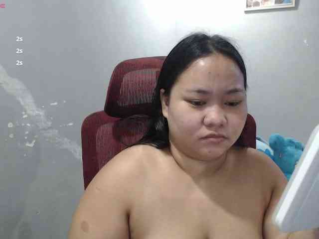 BubbleButtPinay webcam