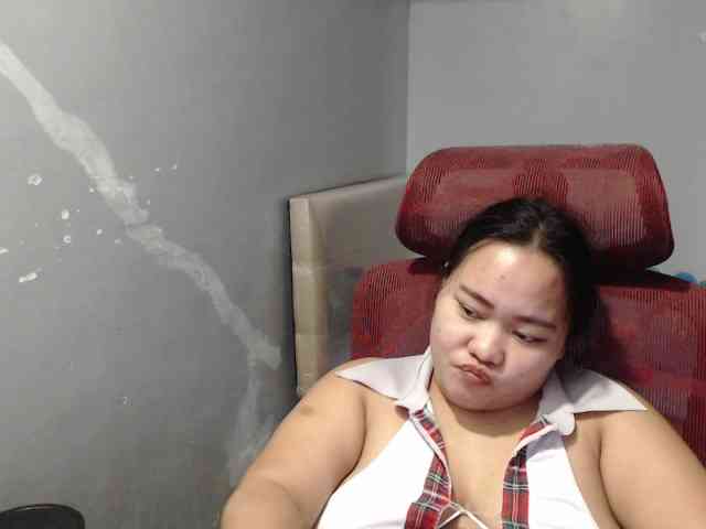 BubbleButtPinay webcam